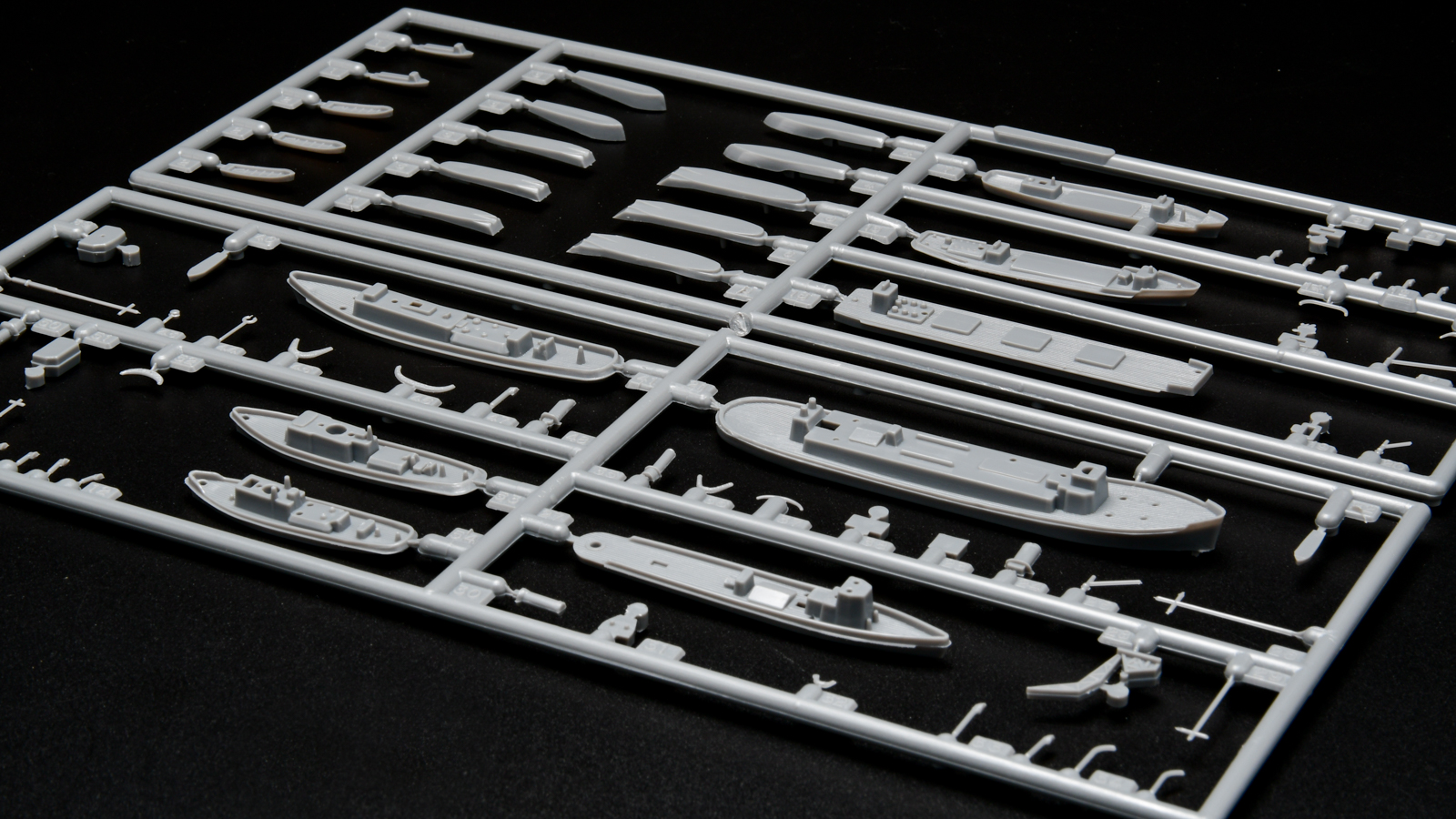 ランナーに 海が凝縮された模型 小さな船で 広がる景色 Nippper ニッパーを握るすべての人と モケイの楽しさをシェアするサイト