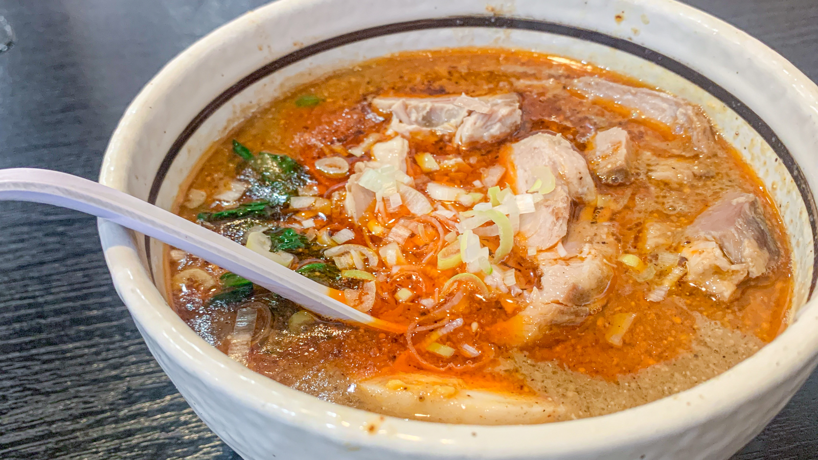 汗かく小麦色はプラモ好き人間を北アフリカへ連れて行く。