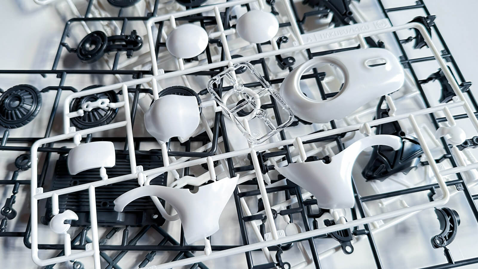 プラモデル世界の片隅に「ロボダッチの末裔たち」がいる理由