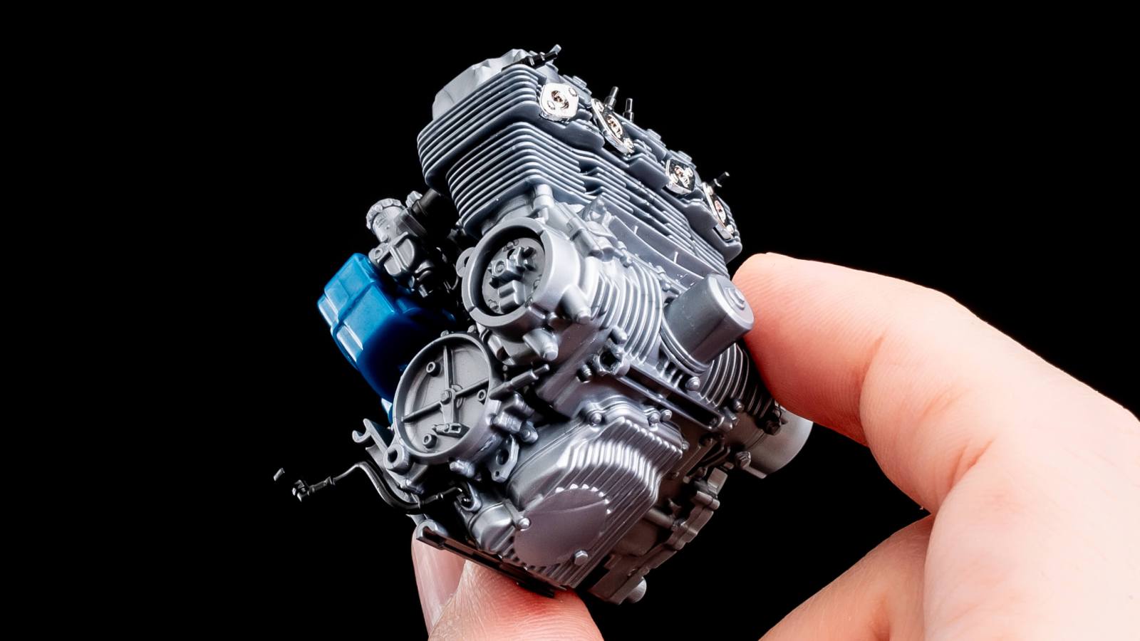 「さよならの向う側」にあるプラモデルの美学／アオシマのCB750に込められたエンジンという名の魂。