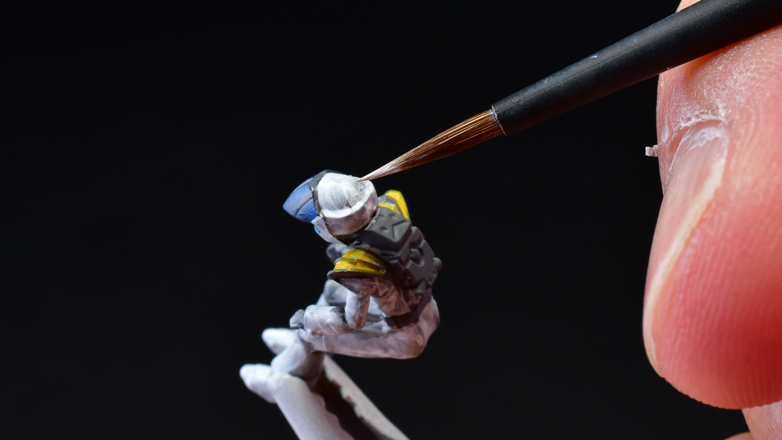 935円！？最強コスパの自然毛筆が世界最強塗料メーカー・ファレホから