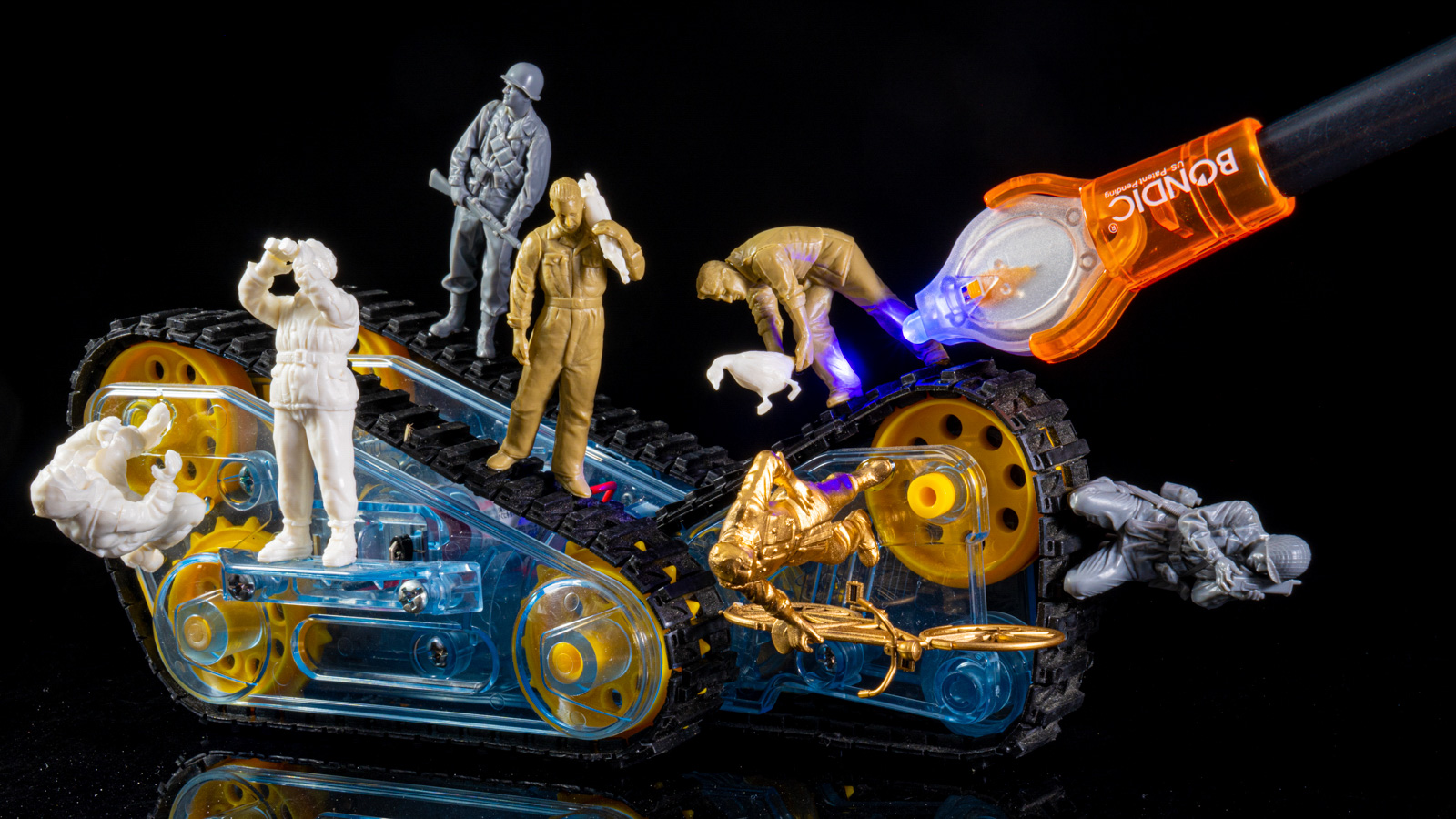 「見立ての匠」の愛用ツールがプラモデル遊びでも絶好調！／ BONDIC 液体プラスチック溶接材 レビュー