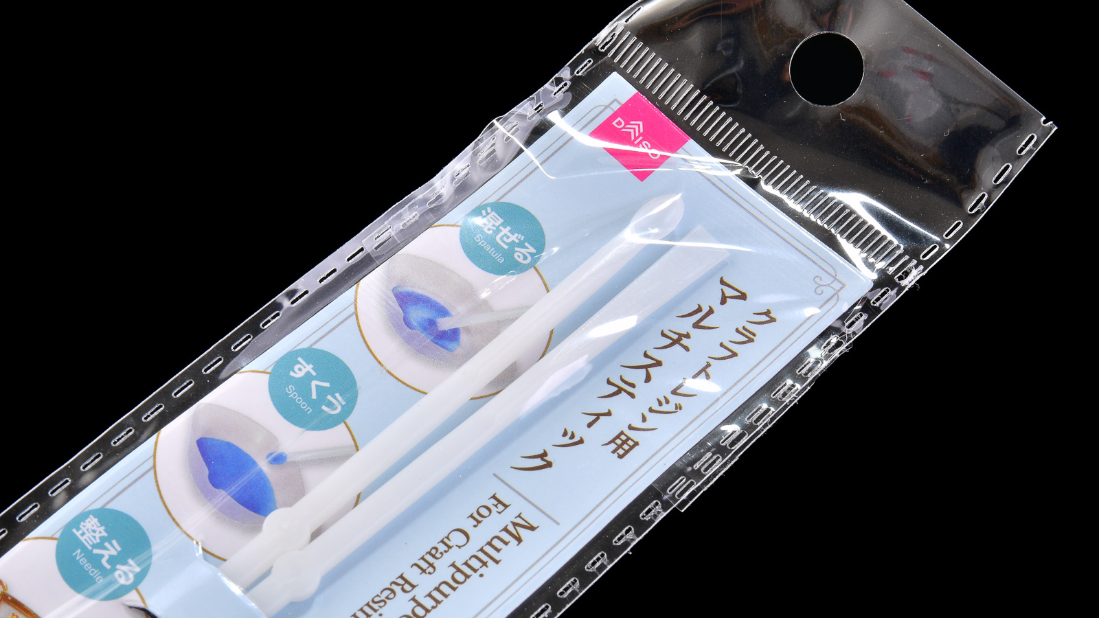 ダイソーに売っているとっても便利な「クラフトレジン用マルチスティック」があなたの模型製作をバッチリサポートします。