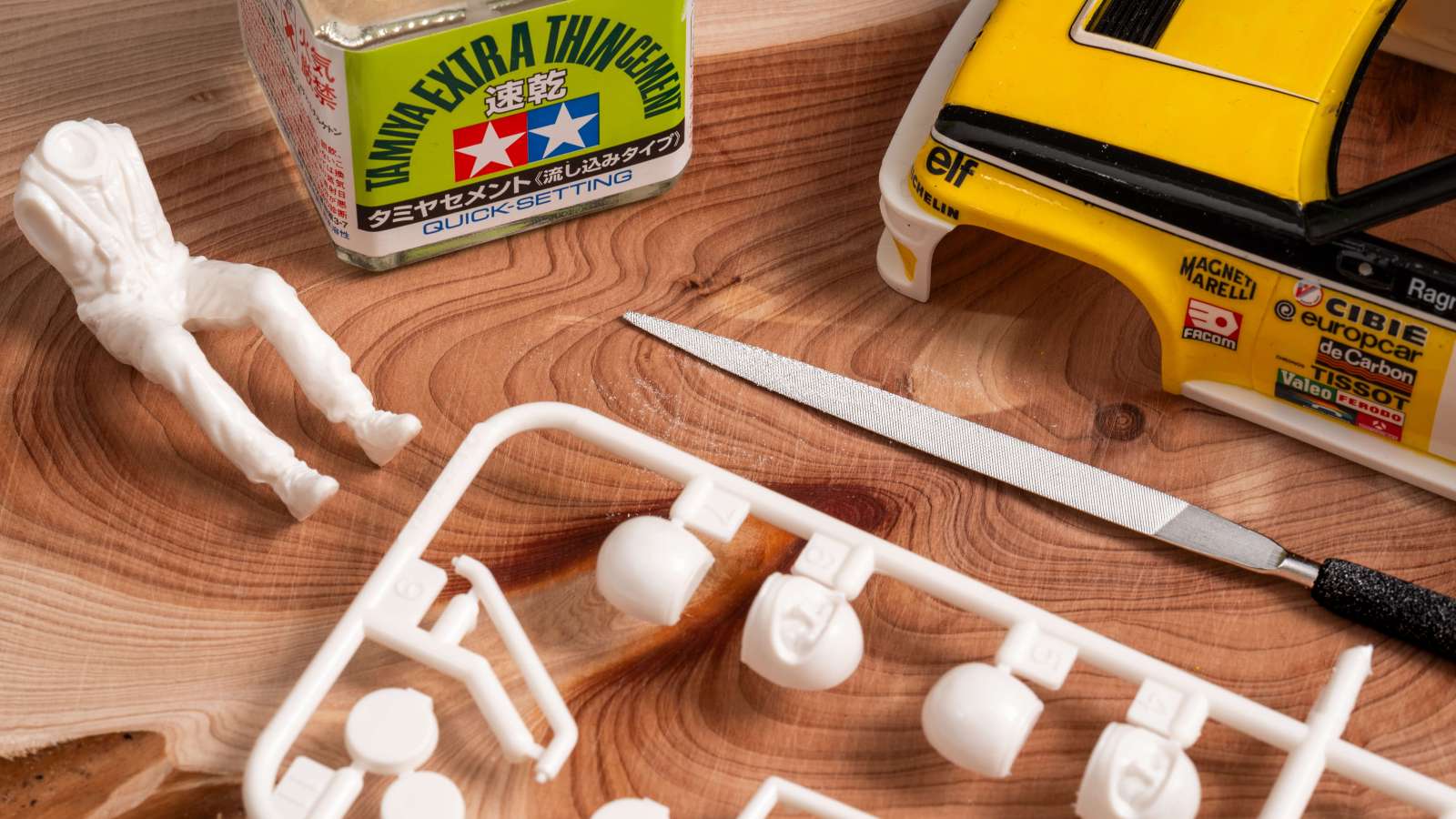 ハードな改造をするミニ四駆ユーザーも御用達、タミヤの「PRO」なヤスリでプラモデル作りが楽しくなる！