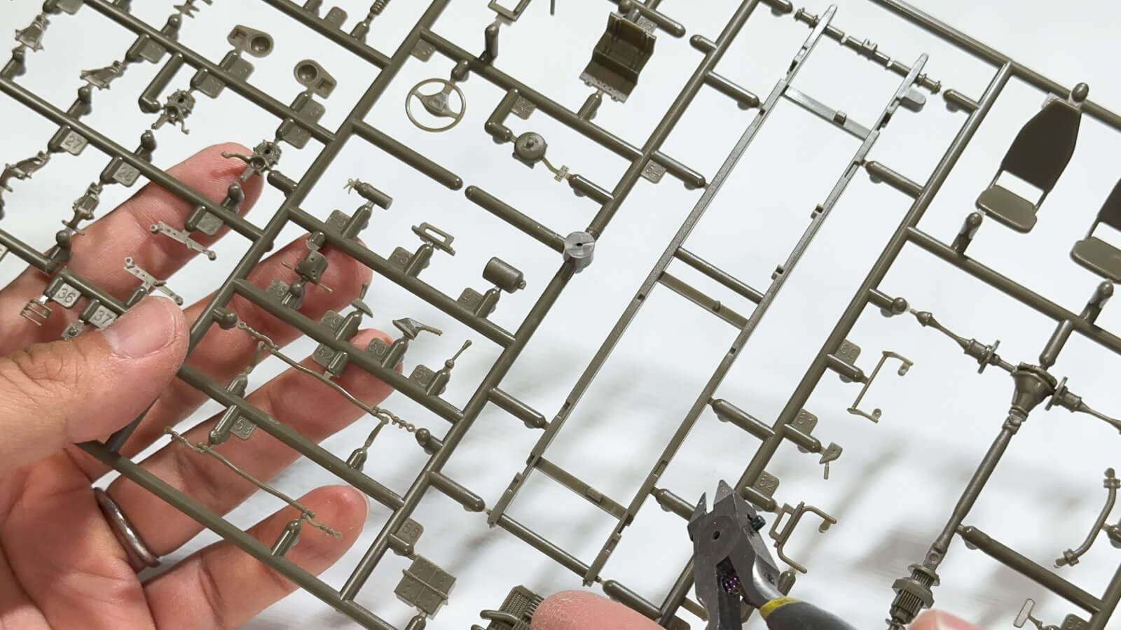 ジャンルを超えて模型作りの楽しさを再発見させてくれる