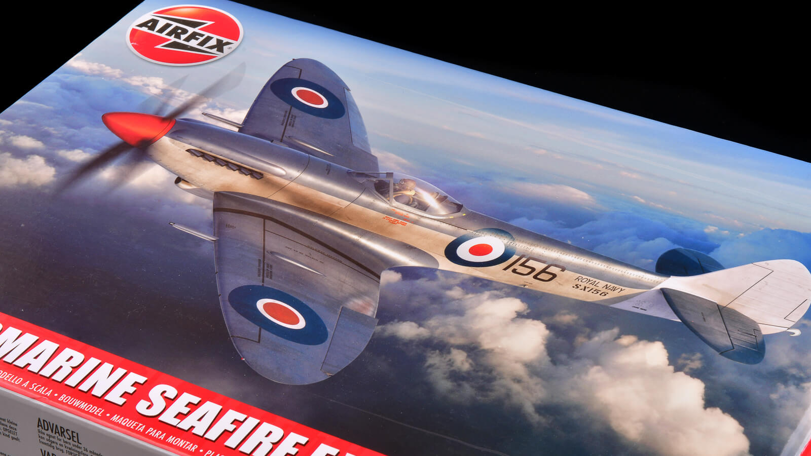 箱の側面にヒントあり！エアフィックスがくれた「プラモの履歴書