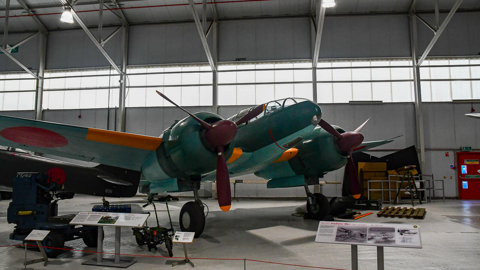 英国で眠る名機を、あなたの部屋に。「ハセガワ 1/72 三菱 キ46 百式