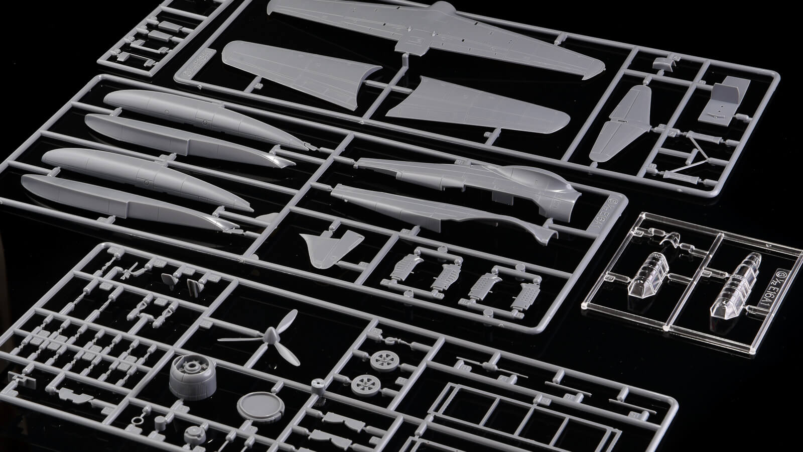 花金だ！仕事帰りに買うプラモ。再生産された「フジミ 瑞雲11型」の美