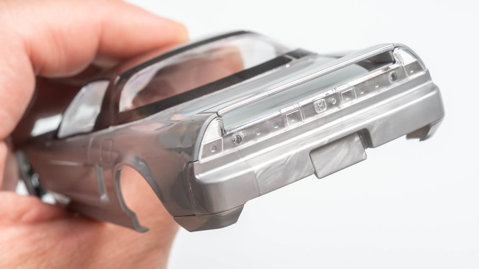 この連休にピッタリの快速プラモ、アオシマのNSXを組み立てよう