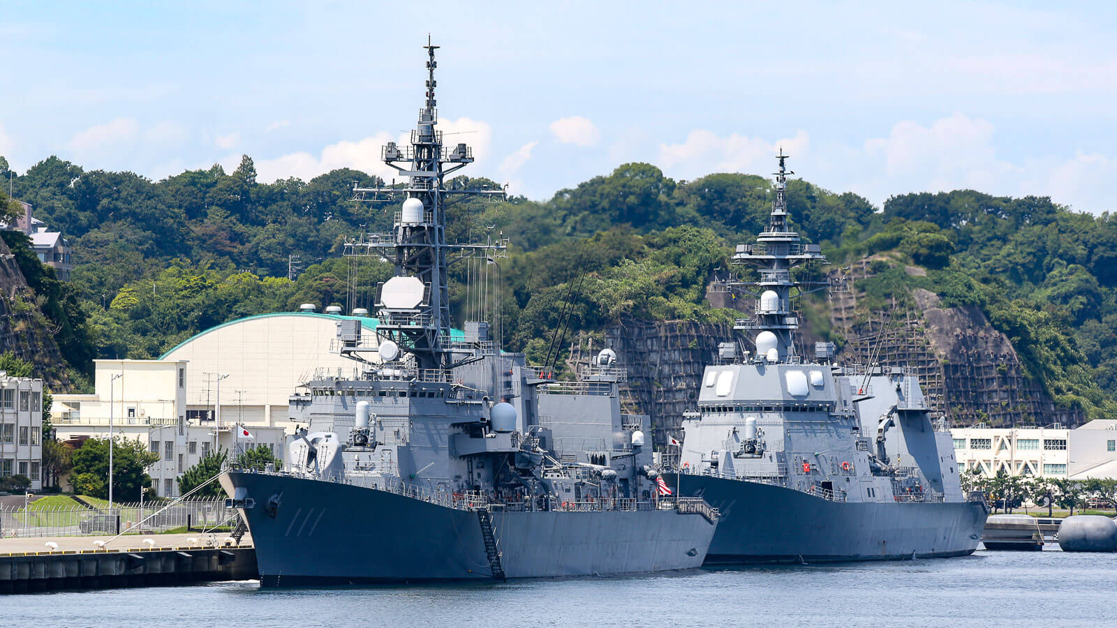 イギリス空母プリンス・オブ・ウェールズがやってきた！／ウォーター