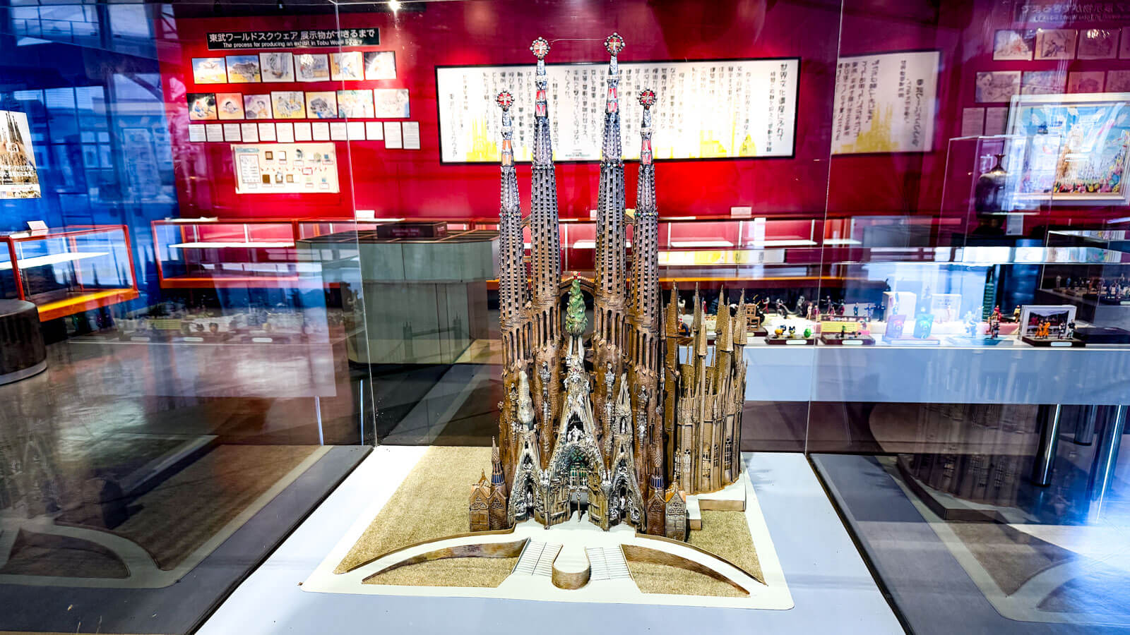 ジオラマを超えた驚異の世界、東武ワールドスクウェアの模型はどうして