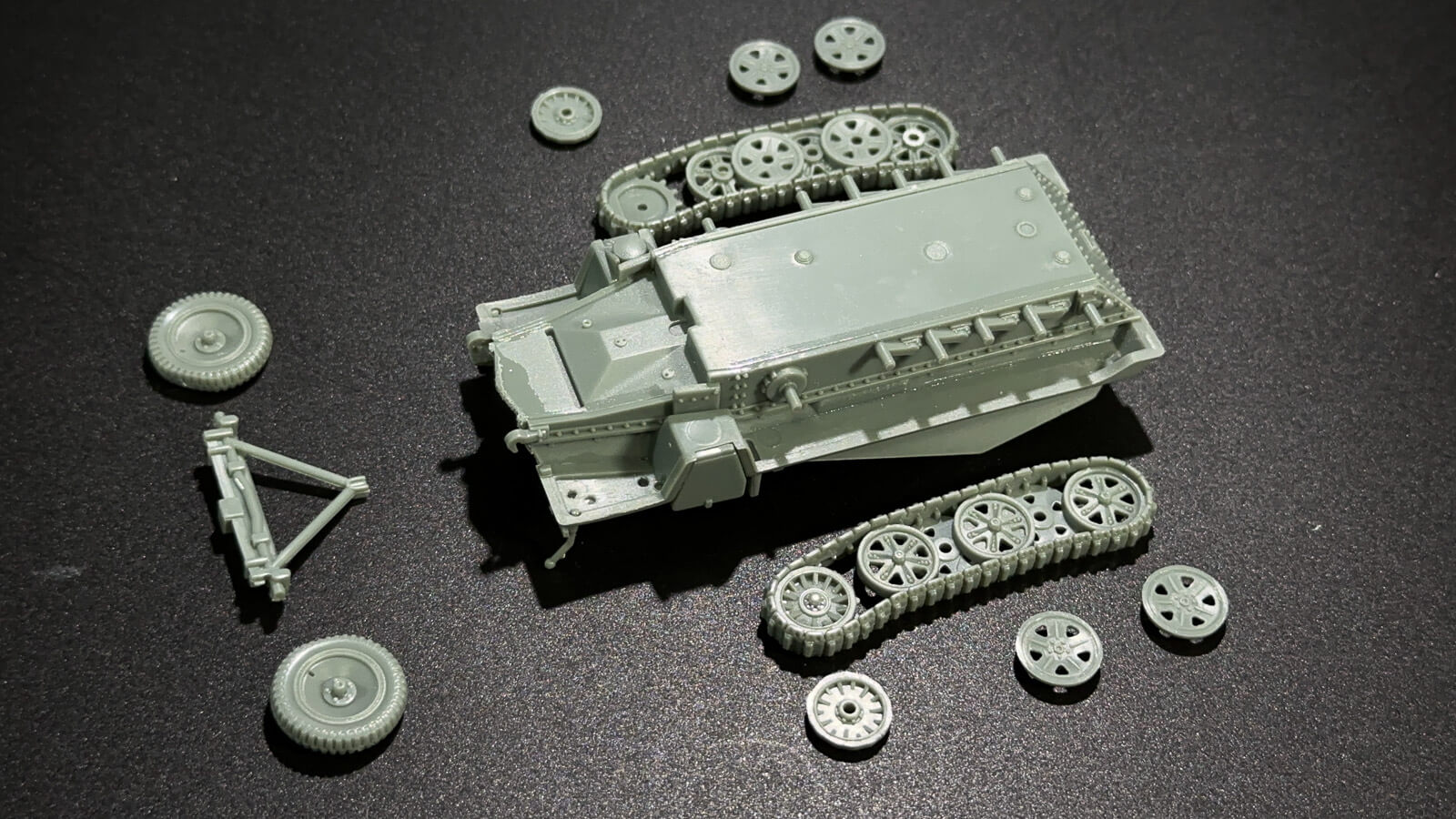 手のひらサイズの戦車模型をドンドコ作りたくなるルビコンモデルズ の