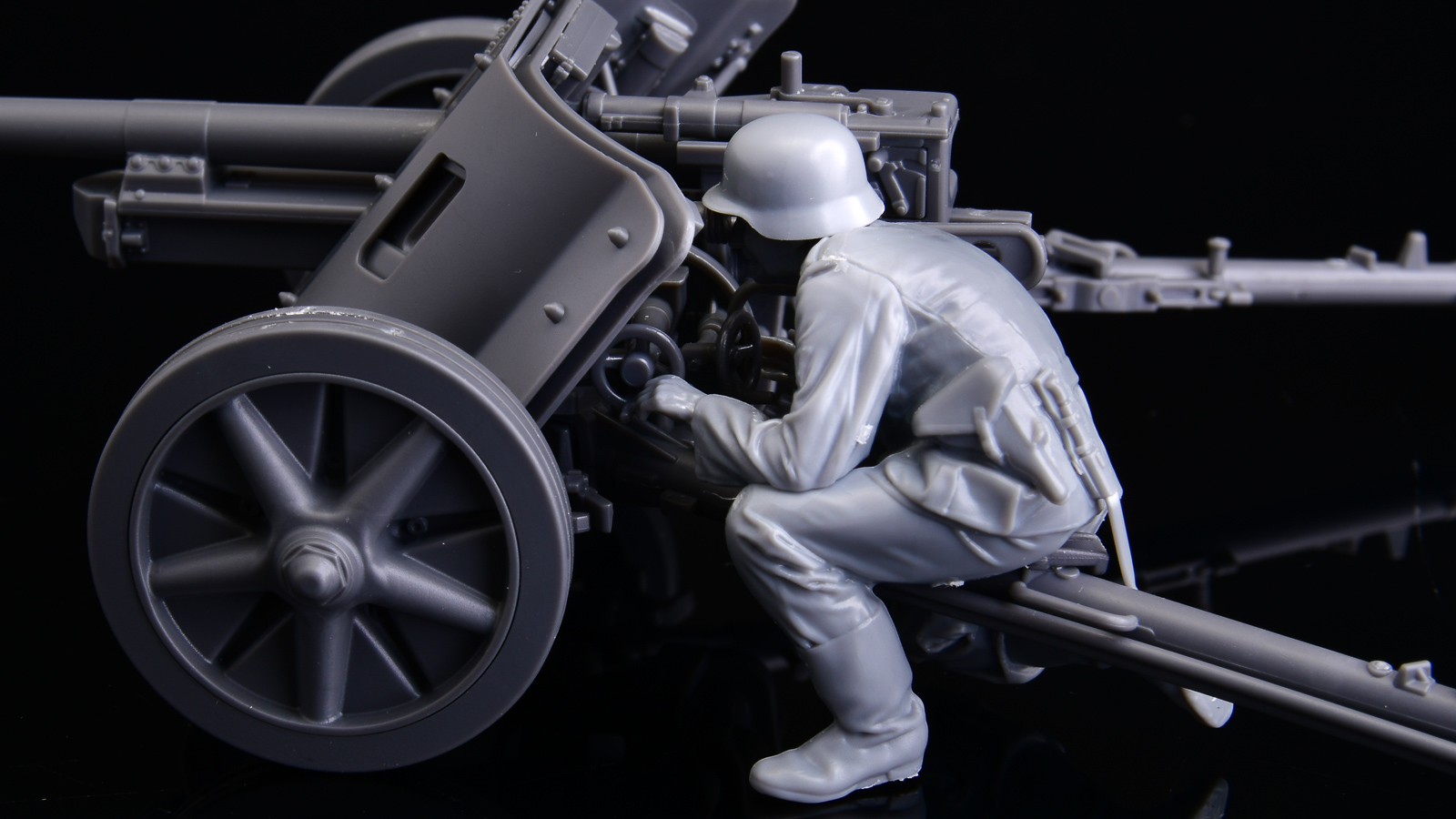 レビュー】人砲一体の美学。「タミヤ ドイツ 5cm対戦車砲 Pak38」砲手