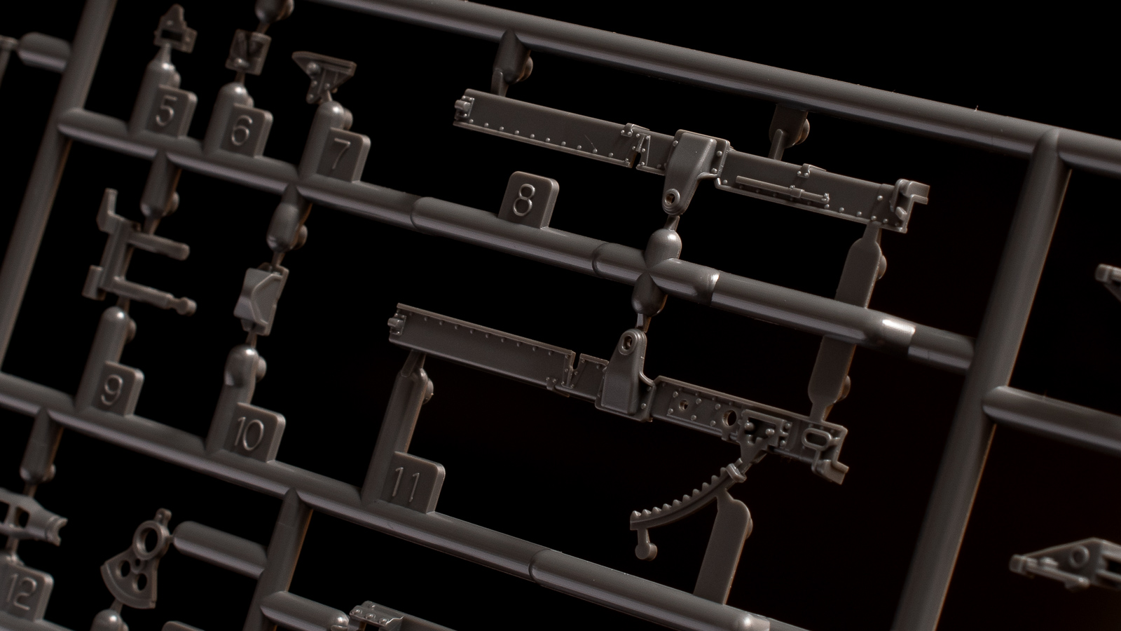 レビュー】じつは戦車よりディテールの洪水を楽しめるのが大砲プラモの