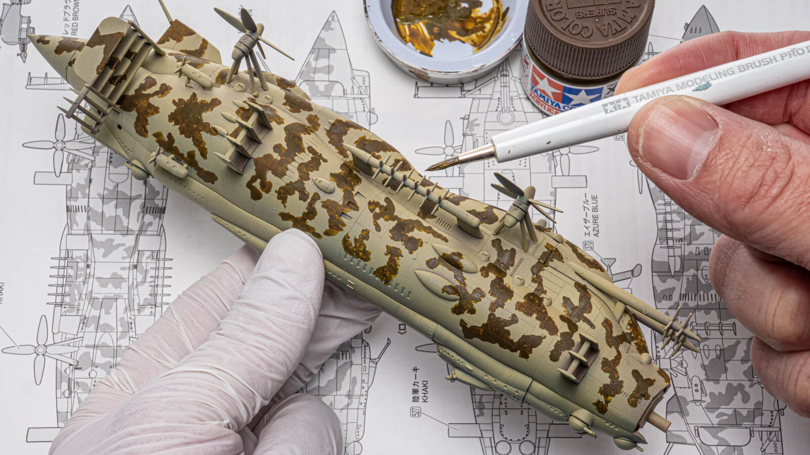 リキまずラピュタのプラモデルを2色迷彩して父の威厳を示した日