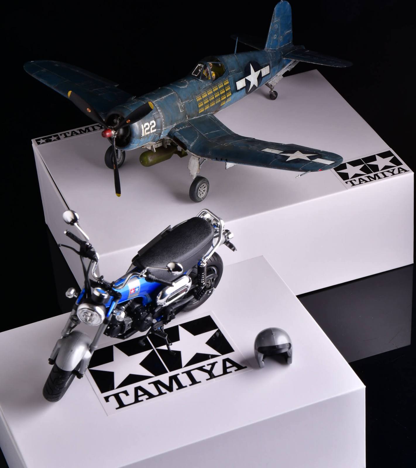 「ただの箱」が主役に昇格。セリアの「マグネット付きペーパーボックス」が最高の模型台座だった話。