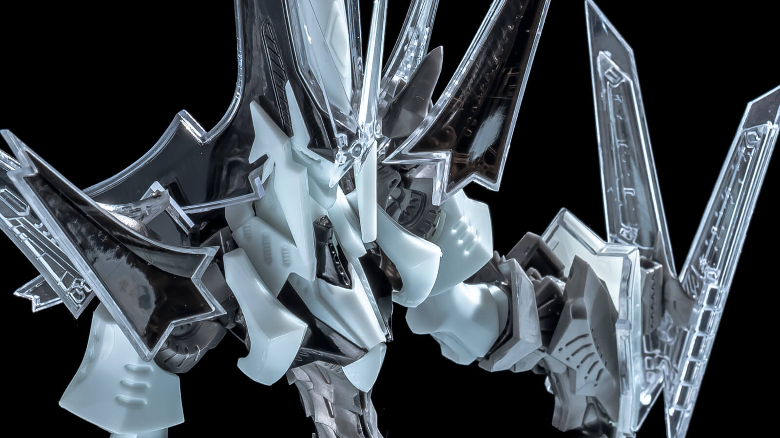 【レビュー】ボークスのホルダ17 ディー・カイゼリン ／GTMが1:100スケールで流麗にプラスチックキット化！