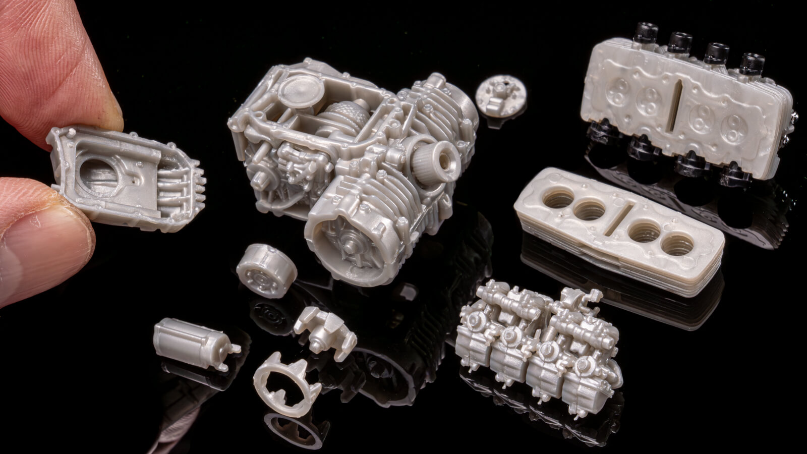 【レビュー】実車感と機械愛に満ちたヨンフォアへの熱意溢れる渾身のキット／アオシマ CB400FOUR ’76 カスタム