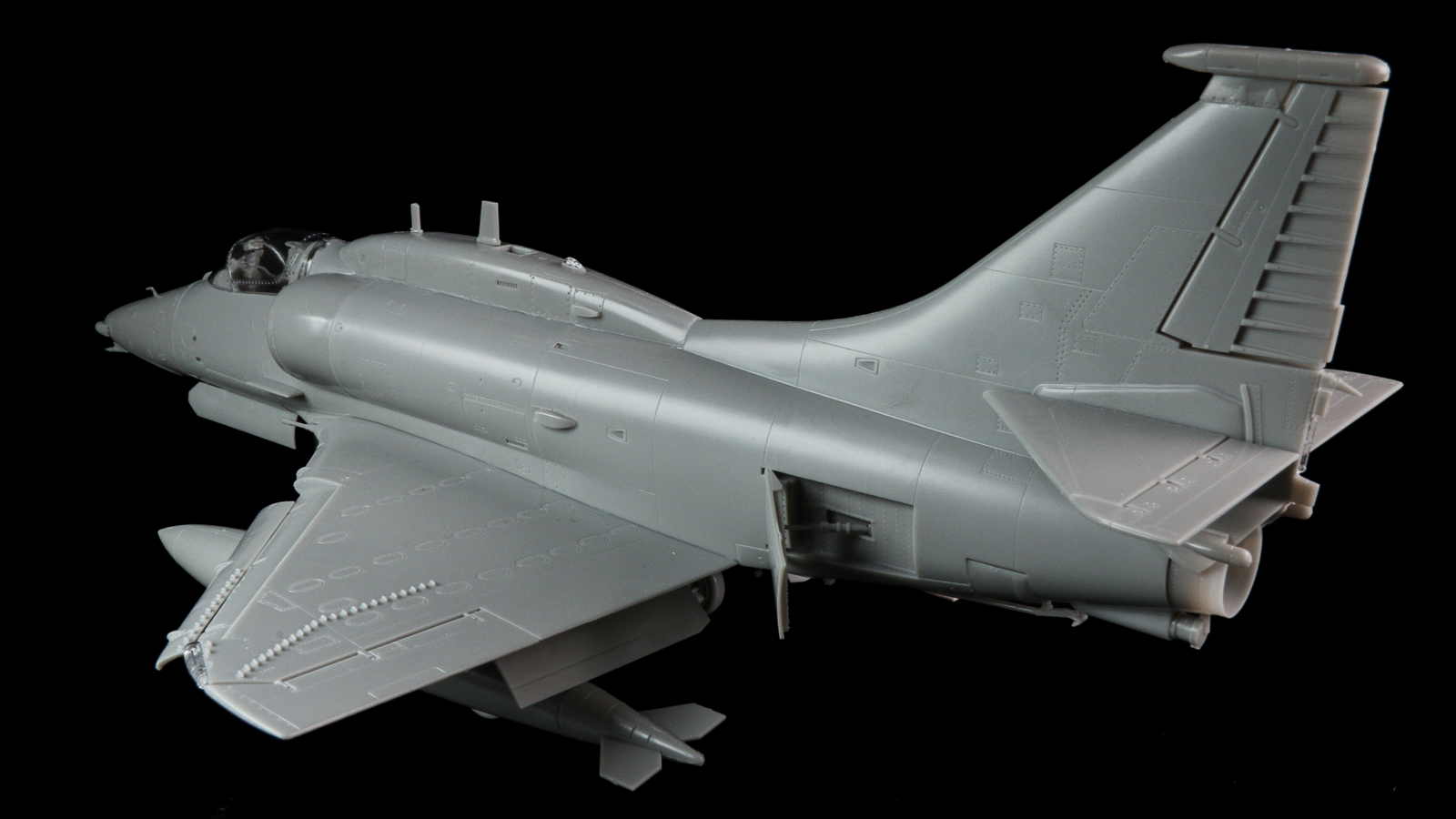 レビュー】傑作からの呼び声。「1/48 ハセガワA-4M」に見たスカイ