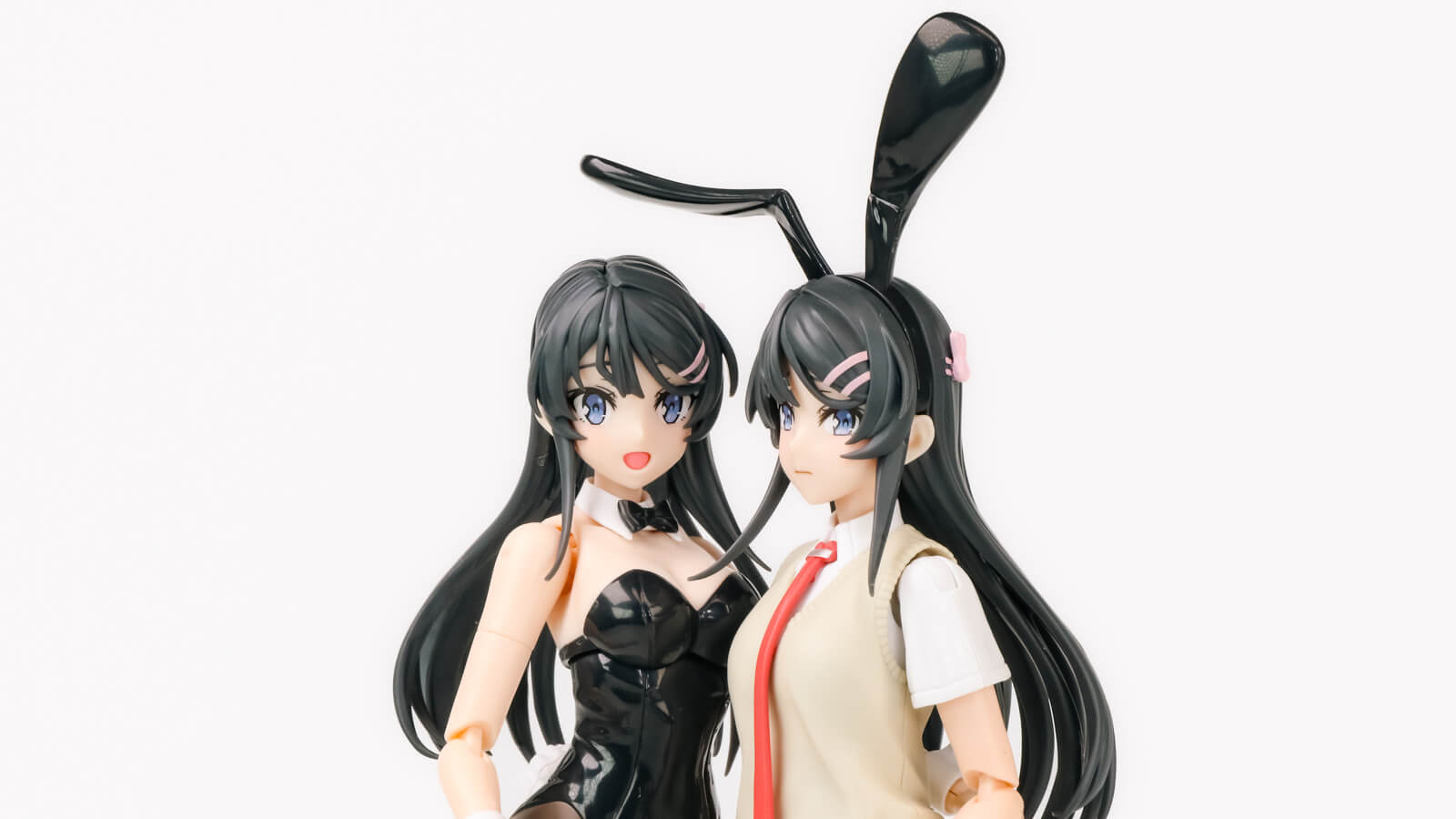 【レビュー】あまりにもデラックス！　制服もバニーも全部入り「KADOKAWA PLASTIC MODEL SERIES 青春ブタ野郎 桜島麻衣 DX ver.」