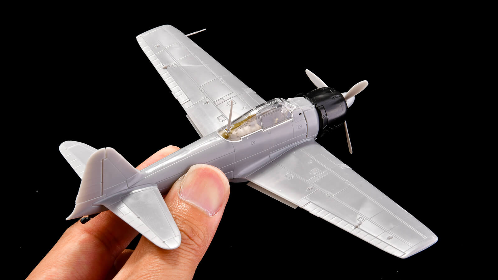 花金だ！仕事帰りに買うプラモ。角翼の零戦に恋をする／ファインモールド 1/72 零戦三二型
