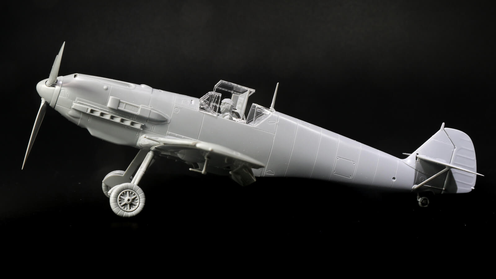 【レビュー】「Bf109という世界への入口として、このキットが今も最高」という話。タミヤ 1/48 No.63 メッサーシュミット Bf109 E-4/7 TROP