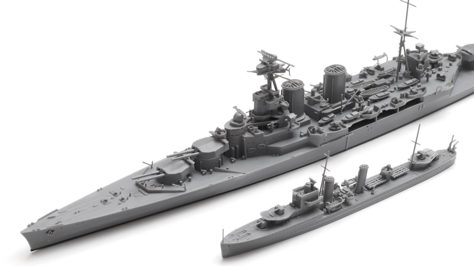 【レビュー】WLシリーズ半世紀のパースペクティブを見つけに／タミヤ 1:700 イギリス海軍 巡洋戦艦フッド・E級駆逐艦 北大西洋追撃作戦